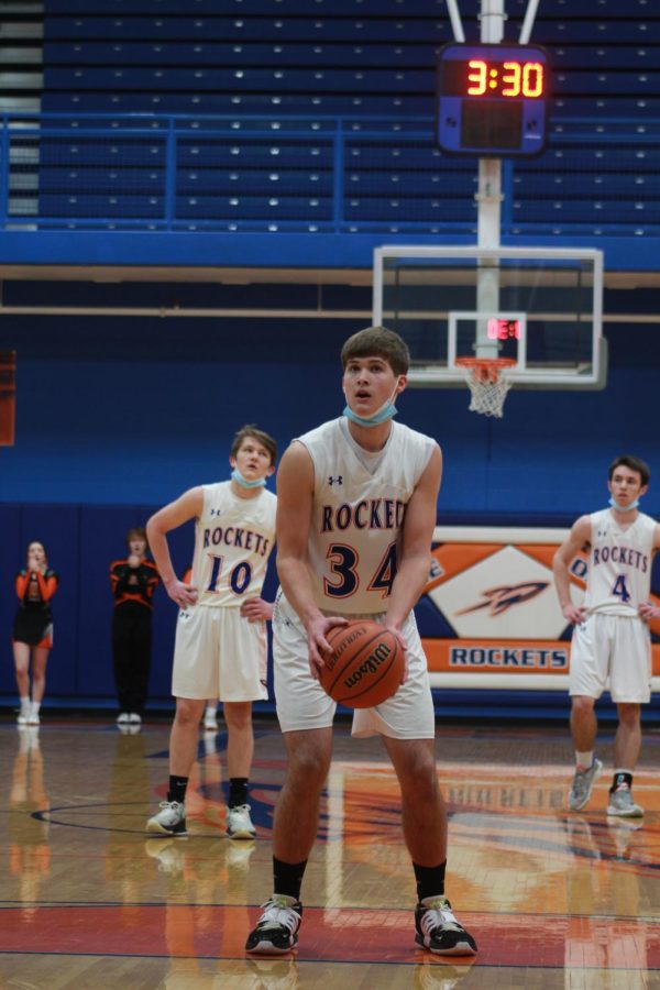 Rockets Compete in 14th Annual Duster Thomas Hoops Classic