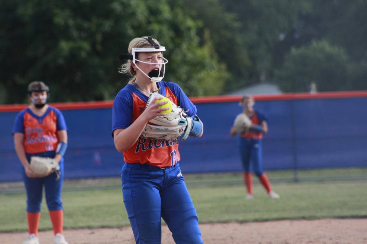 Peyton Harris in the circle for the Jr. Lady Rockets.