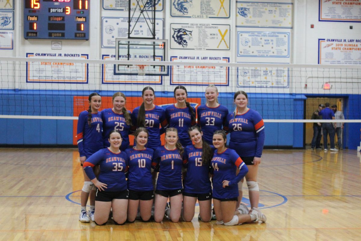 Volleyball Girls Celebrate 8th Grade Night
